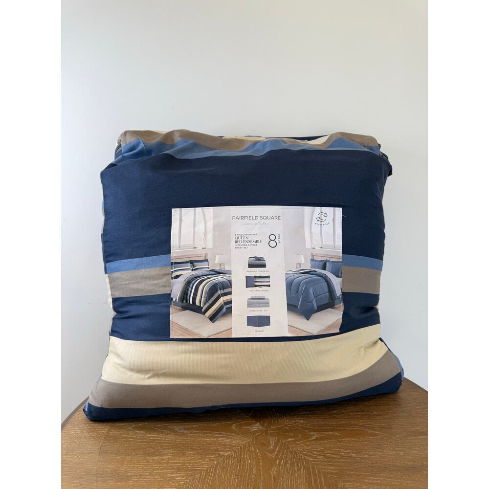 Fairfield Square Queen 8pc Reversible Bed in a Bag Comforter Sheet Set Navy Blue